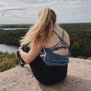 Meet your Posher, Olivia